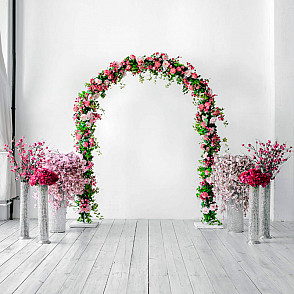 Цветочная свадебная арка