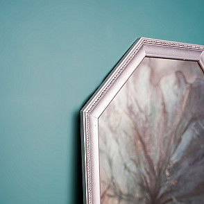Напольное зеркало в форме восьмигранника
