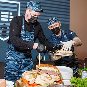 Помощник повара