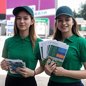 Промоутеры для раздачи листовок