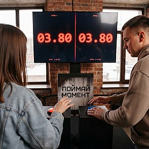 Поймай момент на 2-х игроков