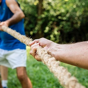 Перетягивание каната
