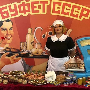 Буфетчик-актёр