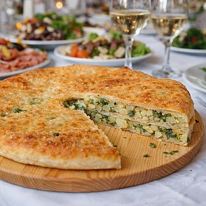 Пирог с картофелем и зеленью