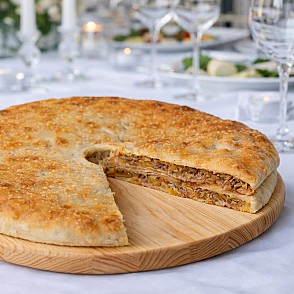 Пирог с мясом и тыквой